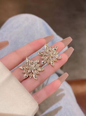 925银针韩国新款超闪精致满钻雪花耳环女ins潮夸张几何形耳钉耳饰