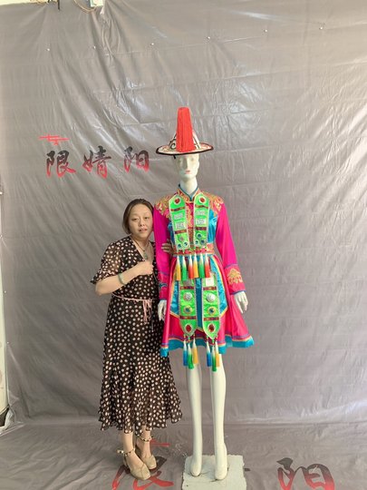 2023新款裕固族民族盛装成人女款演出服装56个民族服装表演服短款