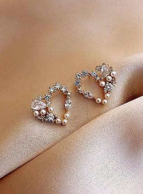 Exquisite Zircon Small Triangle Ear Studs for Women Geometri