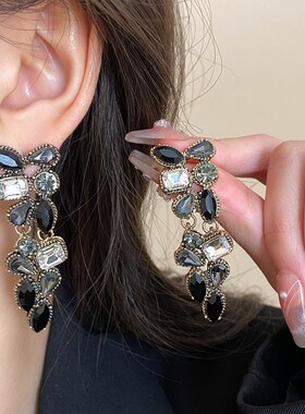 黑色镶钻项链新款2024爆款配饰女秋冬高级感轻奢小众锁骨链颈链