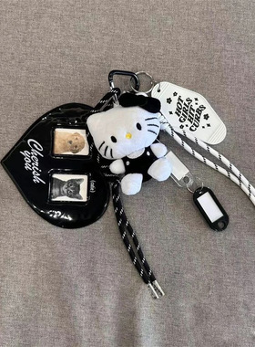 黑白kt包包挂件爱心吊牌