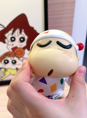 【拾壹】野原新之助网红爆款 睡衣 蜡笔小新手办汽车摆件公仔礼物