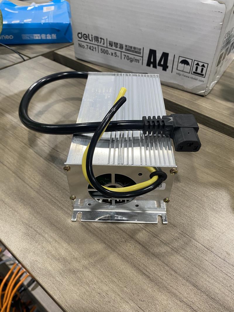 电动车转换器48V60V72V转12V35A60A大功率直流地摊电源灯带灯箱用-图2