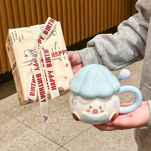 Send a cartoon mushroom ceramic cup as a birthday gift to your best friend and a practical couple's souvenir gift box a - 图0