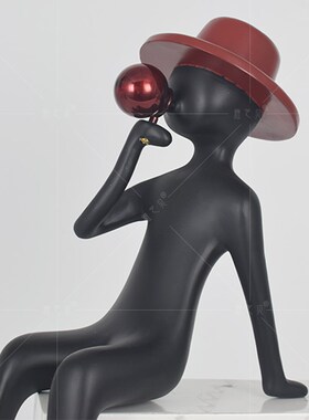 卡通抽象人物吹泡泡雕塑摆件简约现代样板间客厅电视柜装饰品摆设