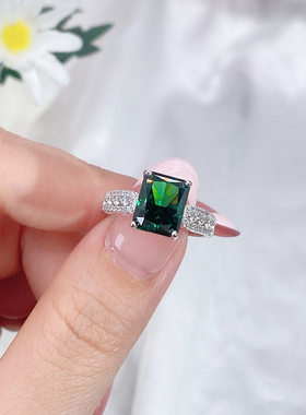 钻石之乡河南钻石商丘钻石925纯银戒指女长方形绿冰花超闪3a2586