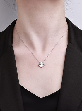 河南钻石商丘人工钻石四叶草项链女款甜美小众轻奢颈链送女a2620