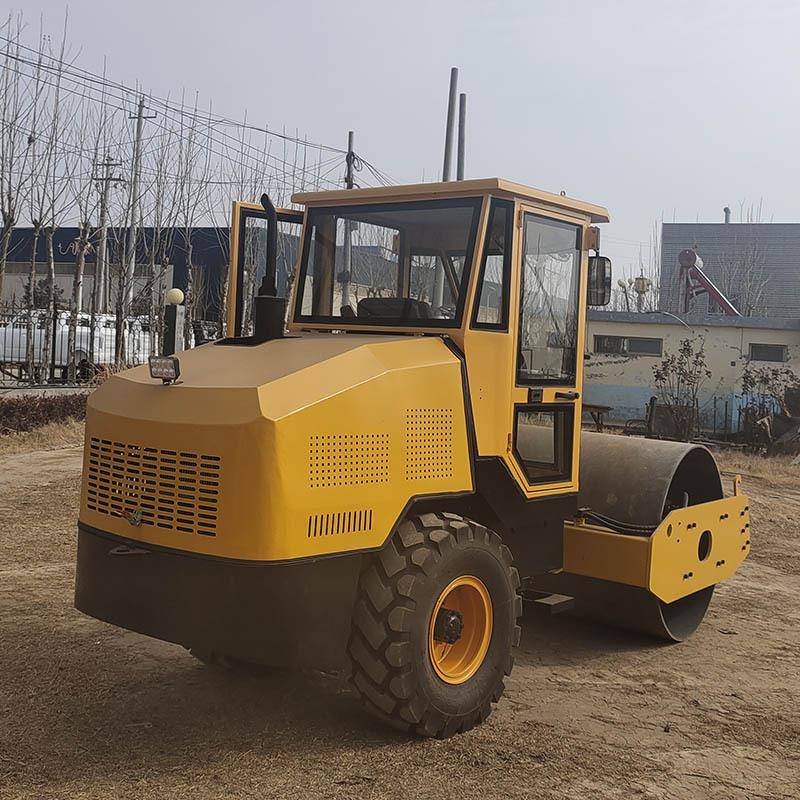 座驾式压路机路面机械6吨回填土建设压实机前钢轮后胶轮压土机 - 图2