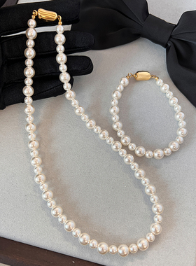 施家澳白色正圆强光珍珠手链女轻奢小众高级感元宝扣设计手饰配饰