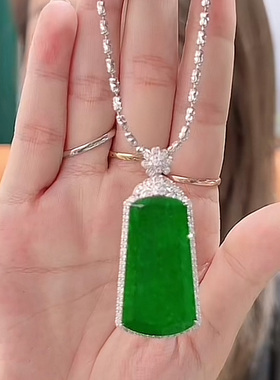 原创设计翡翠色吊坠银毛衣链冰种绿色阳绿女款满绿平安无事牌吊坠