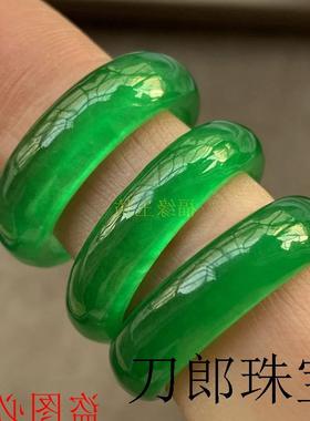 缅甸老坑冰种帝王绿满绿翡翠色玉