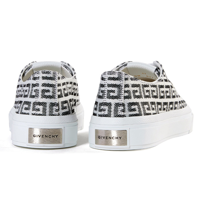  天猫国际自营时尚范时尚休闲鞋