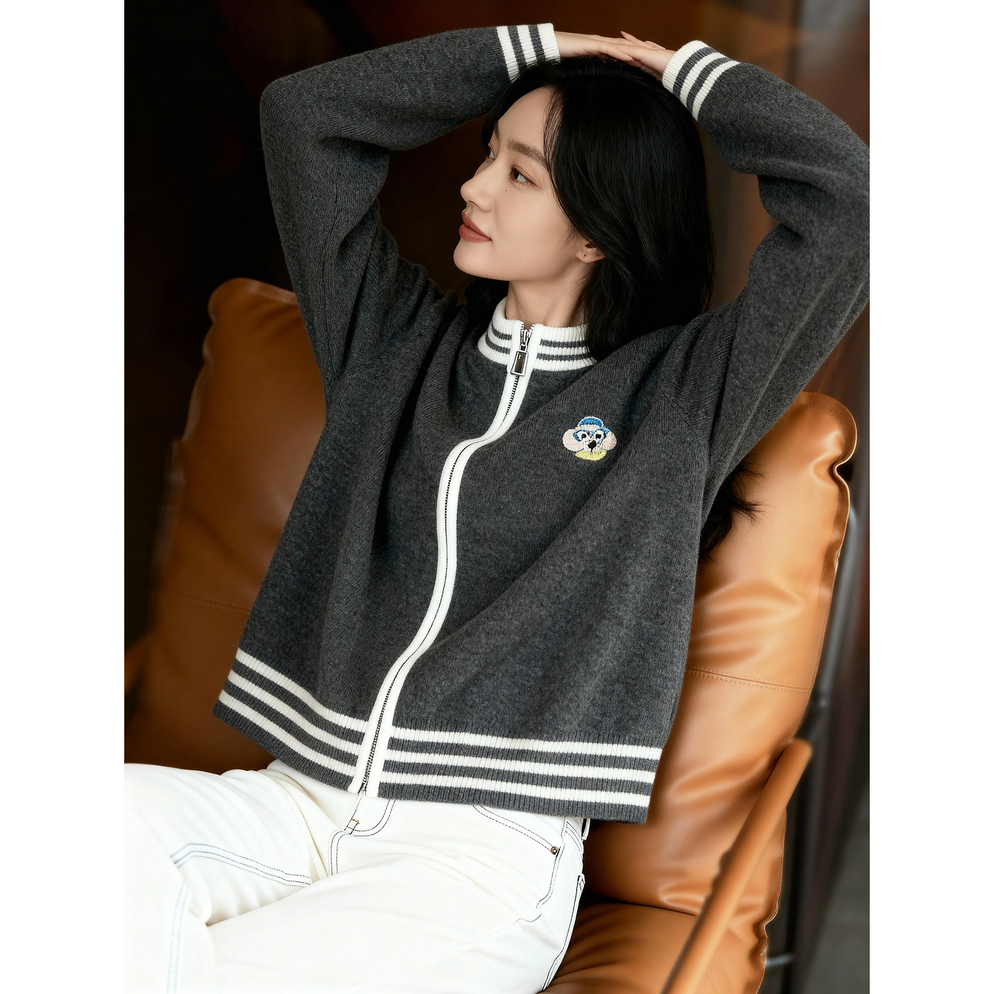 Basic House/百家好休闲棒球服外套女25秋冬刺绣撞色拉链开衫毛衣