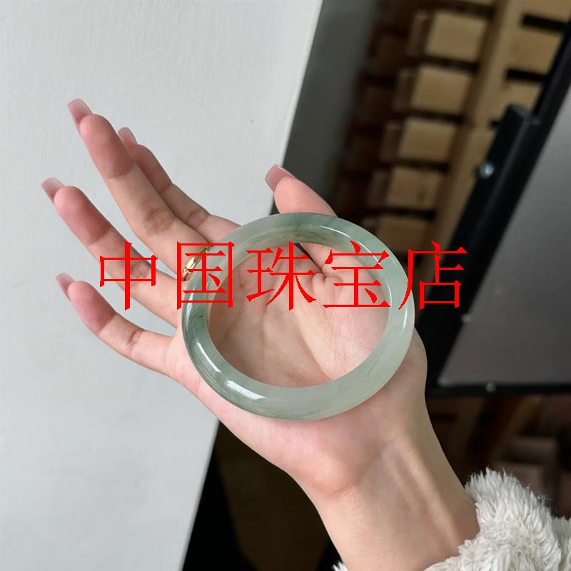 精选新疆金丝玉雪翠扁条玉手镯雪域翡翠色玉镯冰透飘花高级国风镯