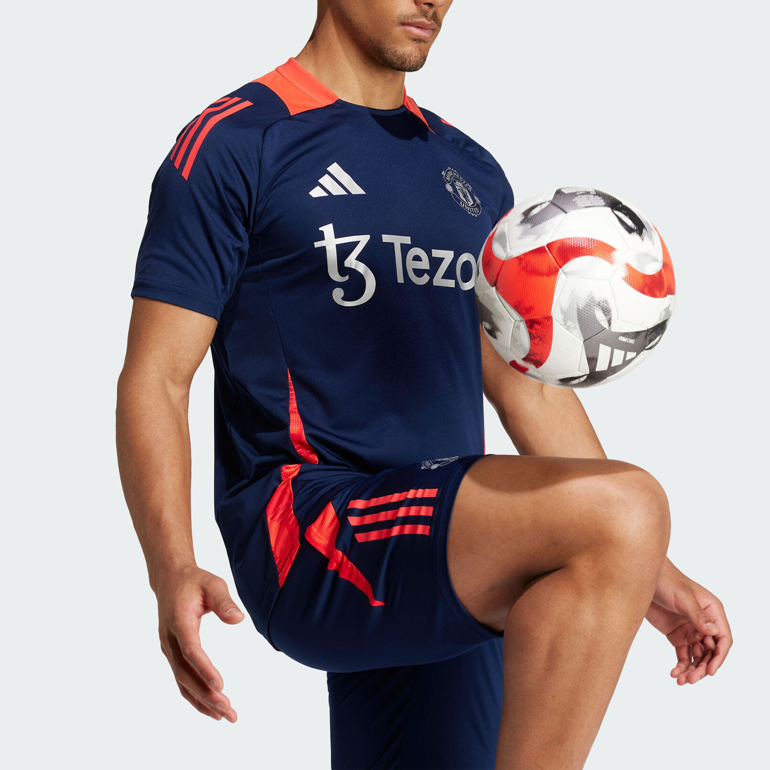 Adidas/阿迪达斯正品曼联男士足球比赛训练运动短袖IT2010 - 图1