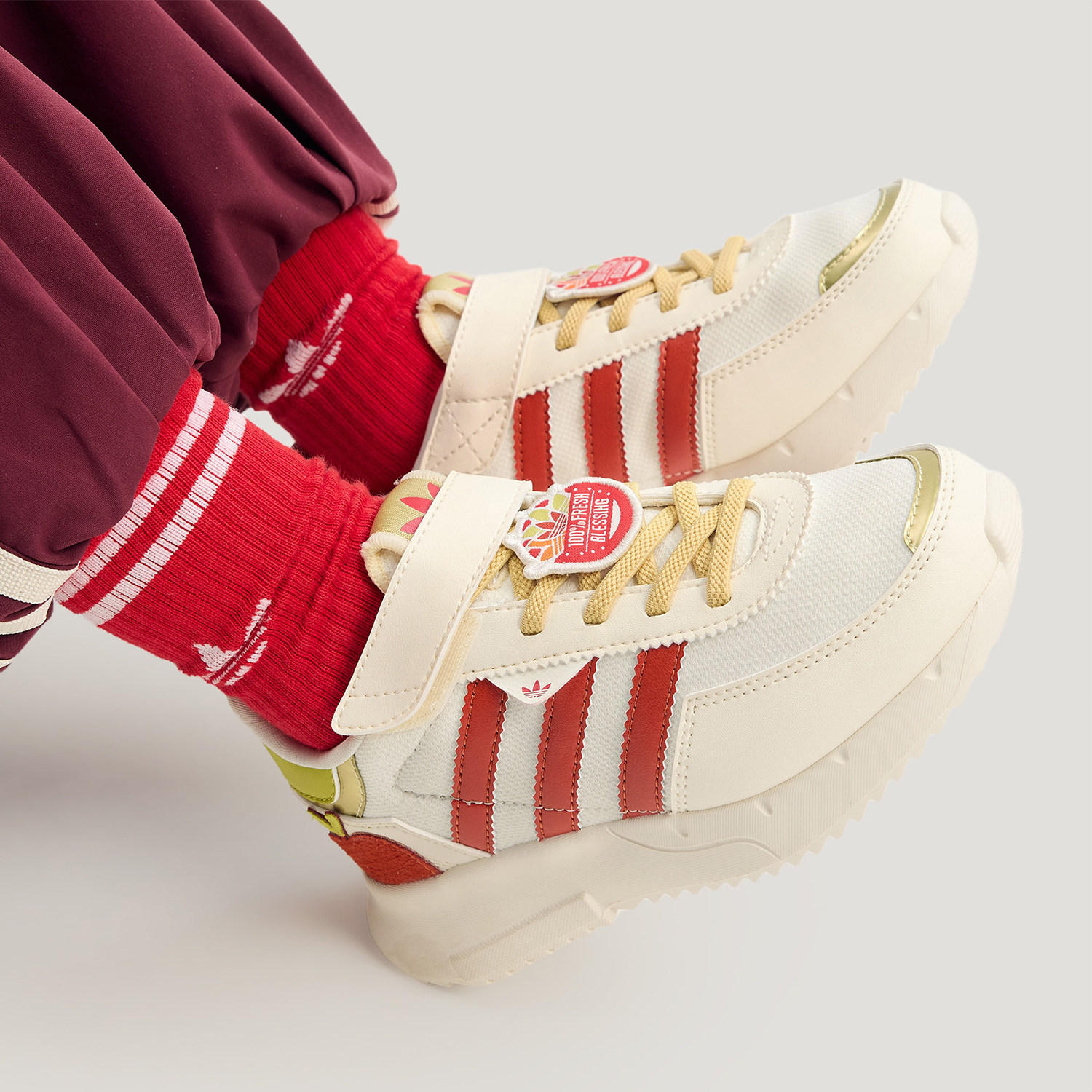 Adidas/阿迪达斯正品三叶草小童日常魔术贴时尚耐磨休闲鞋KI9887,淘宝优惠券,粉丝福利购,淘宝优惠卷