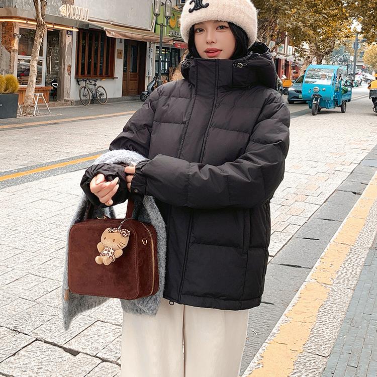 鲜泰中戏短款新款绒加厚蓄热修身绒布防水羽绒服男女保暖连帽情侣