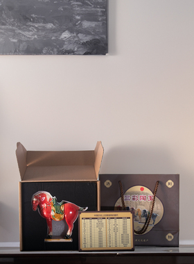 唐三彩礼盒套装小巧伴手礼纪念品