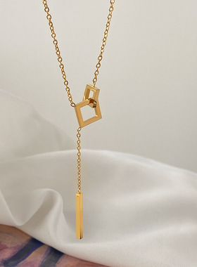 简约方形相扣项链女轻奢小众时尚锁骨链高级感网红长款毛衣链配饰