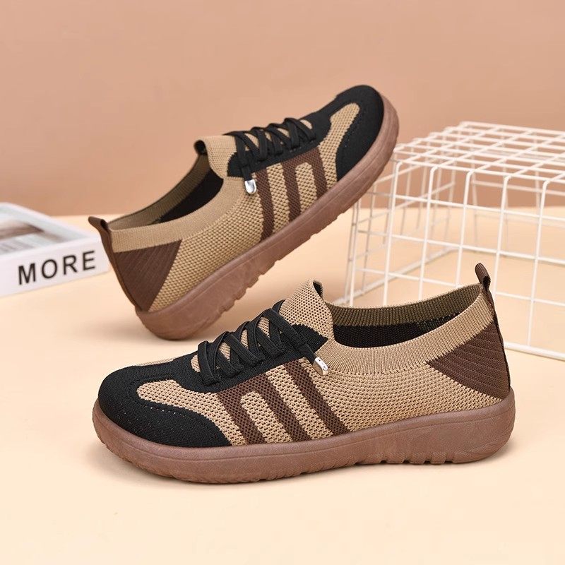 新款春秋季老北京布鞋女软底防滑老年妈妈鞋百搭松紧口透气懒人鞋,淘宝优惠券,粉丝福利购,淘宝优惠卷