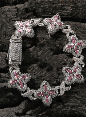 艾志恒潮嘻哈贝母四叶草五花手链