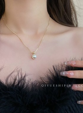 简约珍珠项链轻奢小众颈链锁骨链2024新款爆款高U级感毛衣链女配