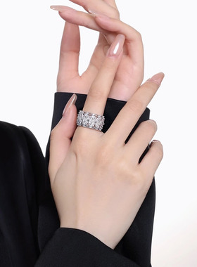 ninina镶钻轻奢设计感戒指