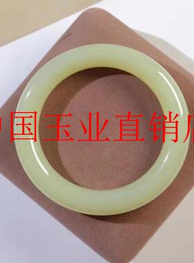 新疆和田玉若羌黄口料高档细圆条玉镯时尚女款气质典雅老黄玉镯子