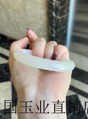 新疆和田玉手镯女款高端胖圆条新疆羊脂白玉金丝玉镯子美人条女饰
