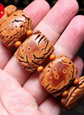 桃核手串罗汉手牌精品核雕文玩手持把件新品手工浮雕手链男女款