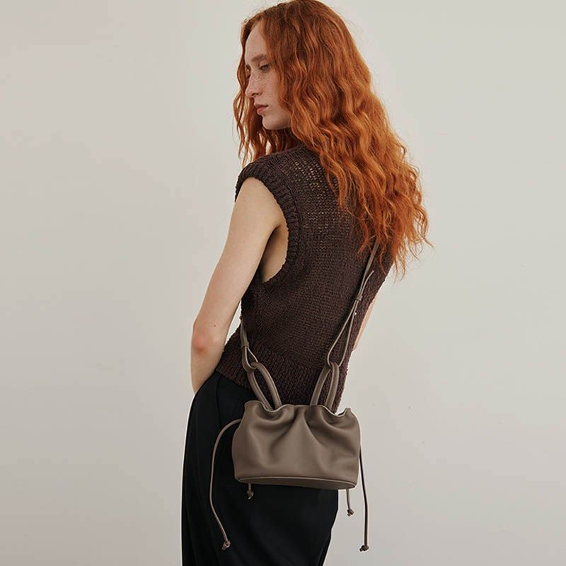 包包女士2024新款迷你粉色云朵包高级感手提单肩轻便水桶斜挎女包,淘宝优惠券,粉丝福利购,淘宝优惠卷