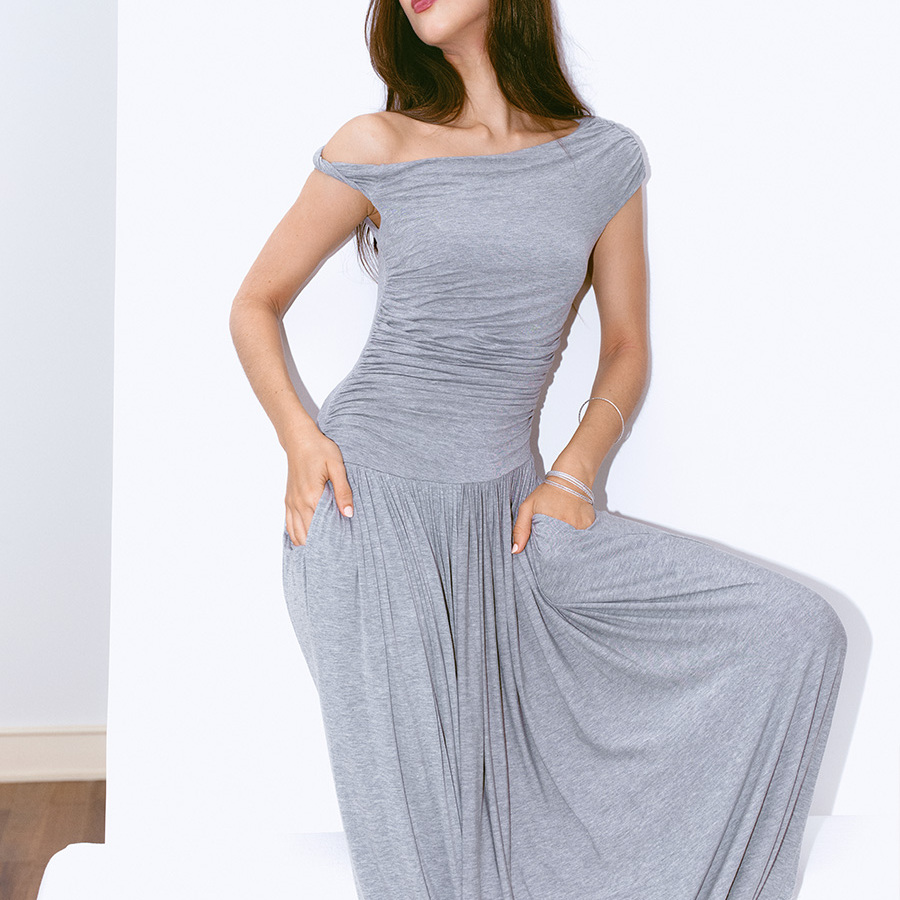 之塑斜肩一字肩修身扭结抽褶不规则弧形花苞下摆显瘦法式连衣裙