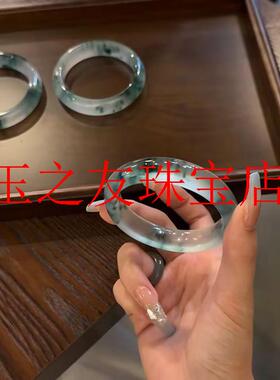 精致独龙玉蓝水飘花手镯蓝底冰种