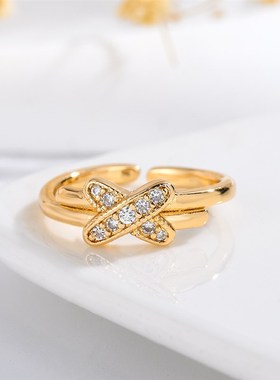 女款戒指指环简约款闭q口戒指时尚气质文艺日常戒指搭配送礼送女