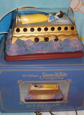 日版Disney限量白雪公主Snow White and the SeveWn Dwarfs