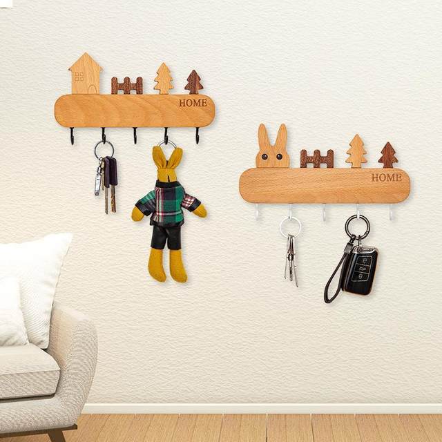 The key hook can enter the door. The key is closed. The wall decoration is hung on the wall key storage rack. The black solid wood loves the Nordic