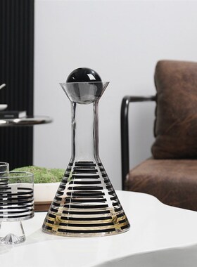 现代家居轻奢条纹玻璃酒具套装样板间软装饰品V客厅酒柜摆件