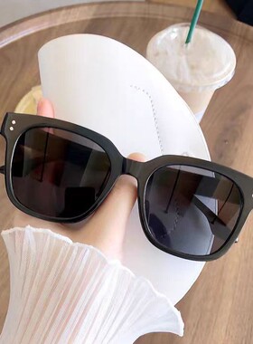 日本品质gm新款墨镜网红同款落日色太阳镜女素颜神器显脸小防蓝光