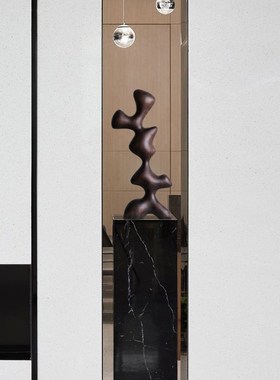 酒店样板间竖高创意抽象木雕摆件家居饰品客厅玄关装饰艺术工艺品