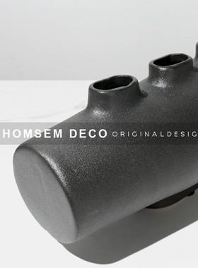 简约现代软装饰品抽象黑色摆件样板房间室内O创意艺术玄关柜摆设