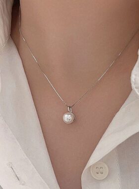 女秋天然淡水珍珠项链潮圆珠轻奢小众新款设计感高级锁骨链女吊坠