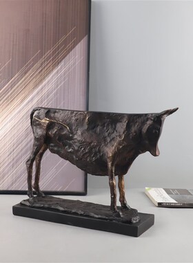 现代简约树脂抽象牛艺术摆件复古仿铜工艺客N厅酒店书房家居装饰