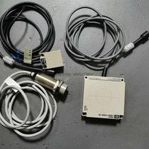 Bargaining Omron V680-HS65-W (1 of 1) V680-HS63-R