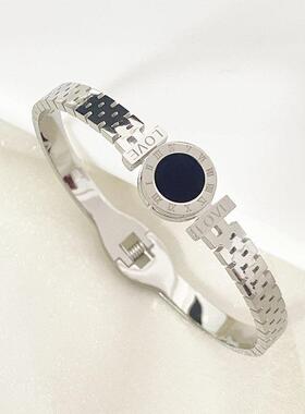 罗马字钛钢手镯女ins不掉色冷淡风小众设计感网红手表18K金色手环