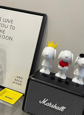 史努比手办公仔潮流艺术摆件ins高级轻K奢办公桌家居装饰女生礼物