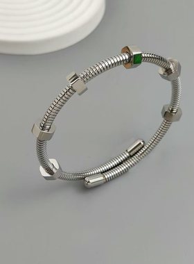 新款欧美创意六角螺母弹力开口手镯钛钢时尚潮流嘻哈手环男女情侣