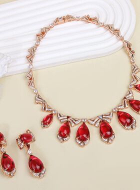 明星同款满天星红色水晶项链女锁骨链套装生日礼服新娘晚会配饰