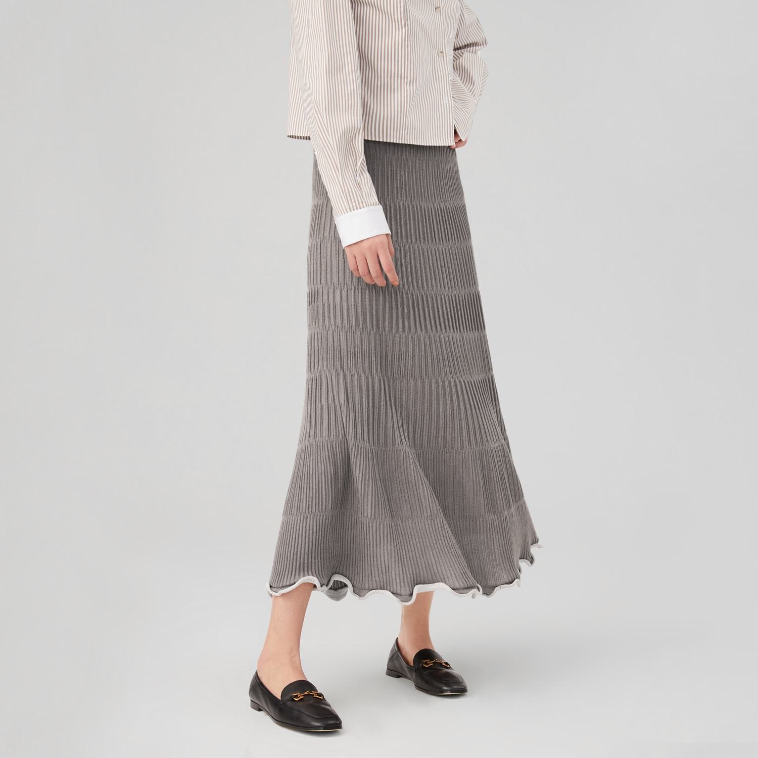 OVVOVV2023秋冬新款女装丝羊毛竖条纹肌理自然卷边针织半裙