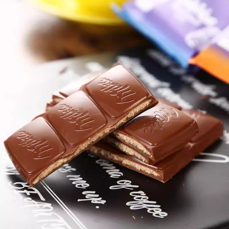 俄罗斯进口德国MILKA/妙卡巧克力牛奶气泡榛仁奥利奥 - 图2