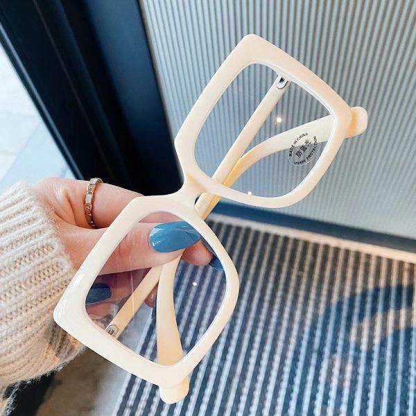 Internet celebrity glasses for women's new street photography style without makeup, large frame square black versatile men's trendy personality 2022 flat light mirror